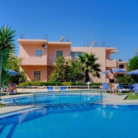 Alexandros Apartments Agia Marina Eksteriør bilde
