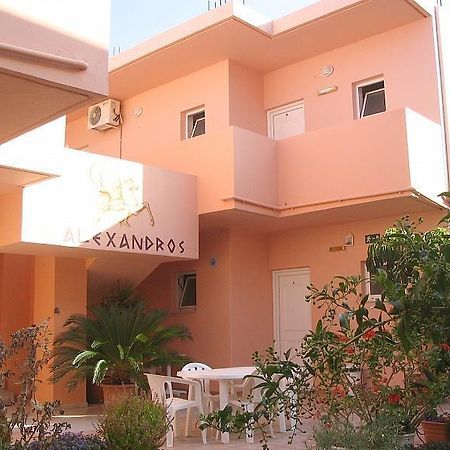 Alexandros Apartments Agia Marina Eksteriør bilde